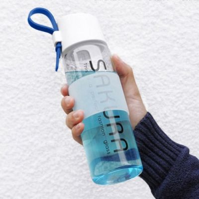 Стеклянная бутылка для воды Sakura