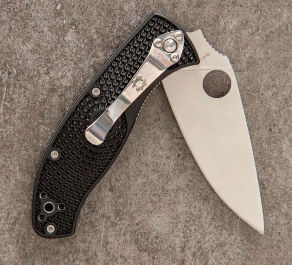 Складной нож Spyderco Tenacious Lightweight C122